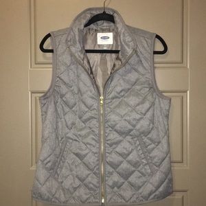 GREAT CONDITION Gray quilted vest
